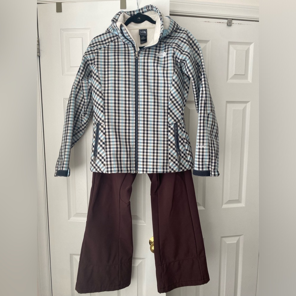2 piece North Face Ski/Snowboard suit